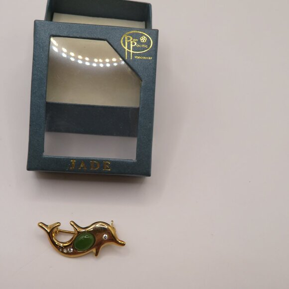 Pan Pacific Jade Dolphin Gold Tone Rhinestone Brooch - Picture 3 of 8